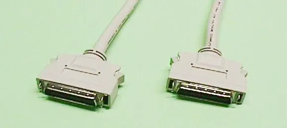 SCSI-II, HPCN50H - HPCN50H, 1.8m