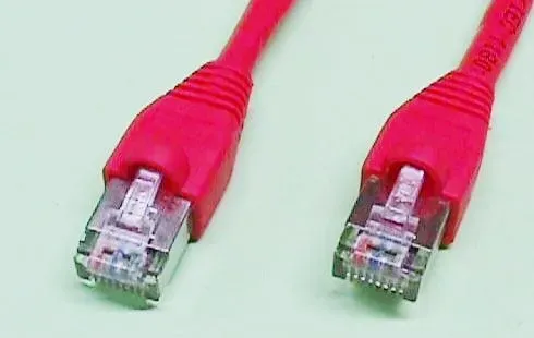50U" CAT 5e - UTP, 24AWG, RJ45M-M, ROJO, 0.6m